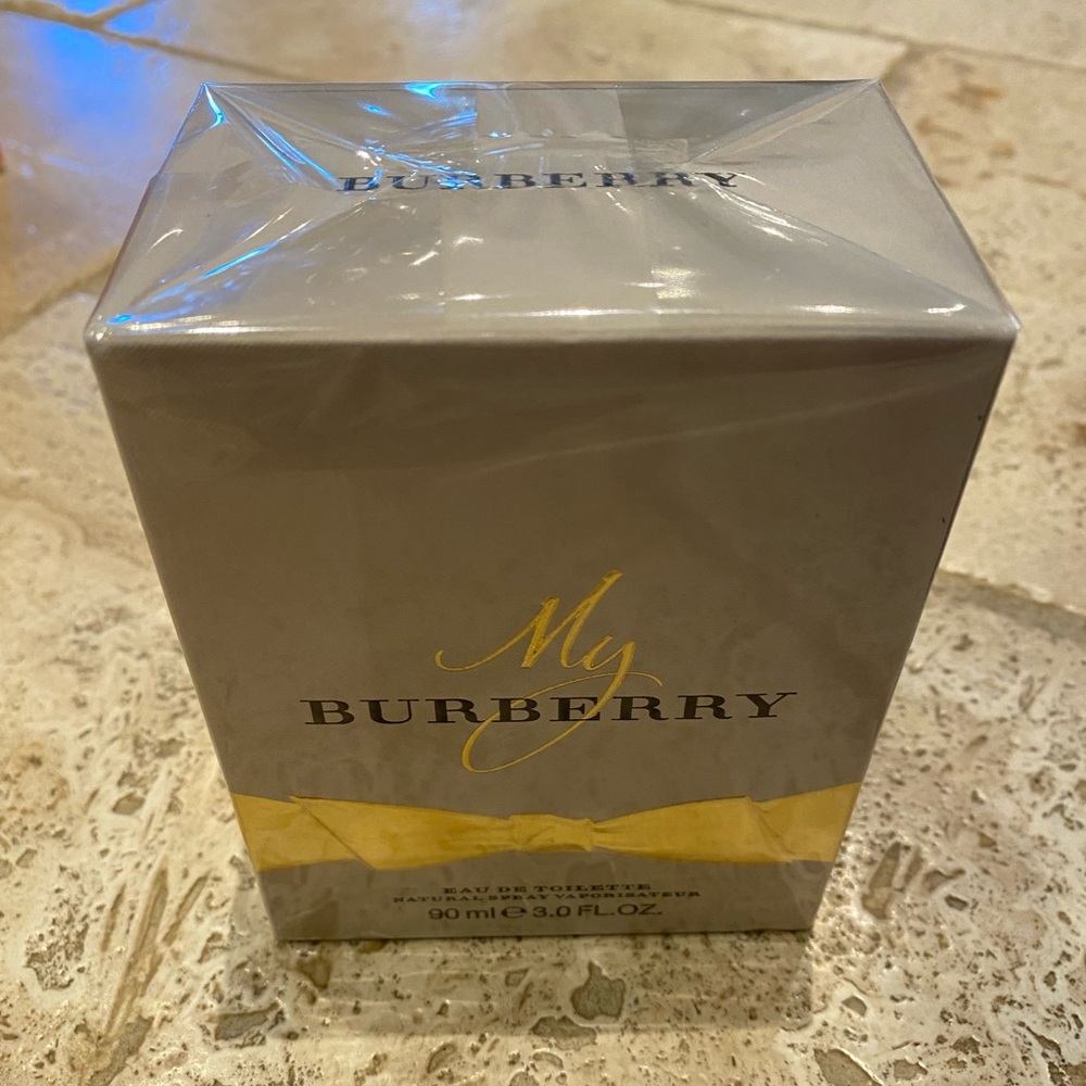 BURBERRY ✨
